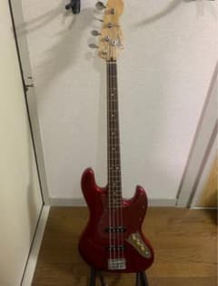 Squier ベースギター(セミハードケース付き) Fender ネック Squier ベースギター(セミハードケース付き) Fender ネック - メルカリ