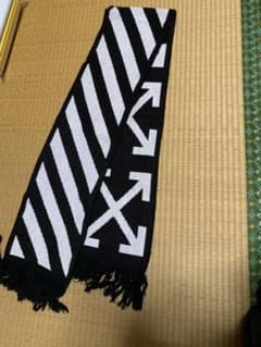OFF-WHITE マフラーのサムネイル