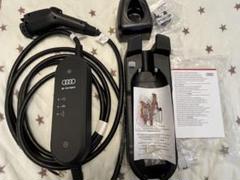ミ*ノ様 AUDI アウディ e-tron 充電ケーブル8KW普通充電器(電気自 AUDI アウディ e-tron 充電ケーブル8KW普通充電器 - メルカリ