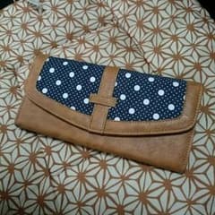 新品 長財布のサムネイル
