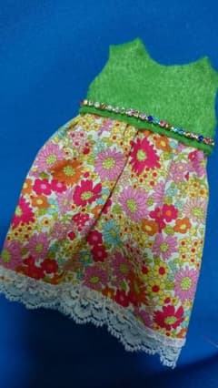ブライスやリカちゃんにも♪ビジュー付ワンピースのサムネイル