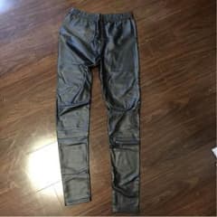 フェイクレザーレギンスのサムネイル