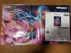 ワンピース カードゲーム プレイマット ネフェルタリ・ビビのサムネイル