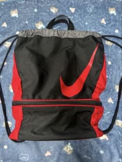 NIKE スイミング　プールバック　ナップサック ブラック レッド　防水のサムネイル