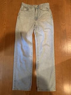 GU ストレートデニム ライトブルー