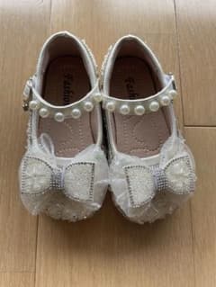 アンジュココ フォーマルシューズ 15cm パール ビジュー リボン結婚式 発表のサムネイル