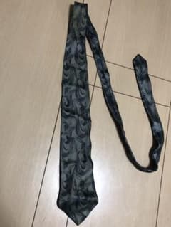 BALENCIAGA 波模様 ネクタイ グレー系のサムネイル