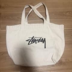 Stüssy トートバッグ ホワイトのサムネイル