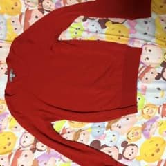 赤色ニットのサムネイル