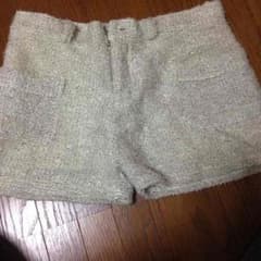 ショートパンツのサムネイル