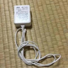 充電器 au スマホのサムネイル
