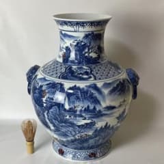 中国 景徳鎮 大清康熙年製 款 染付 青花 獣耳 山水 壺 花瓶 - メルカリ