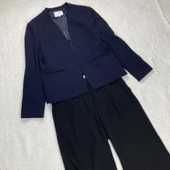 PLST ノーカラー セットアップ パンツスーツ Lサイズ 濃紺 23区 ノーカラージャケット PLST ワイドパンツ セットアップ 濃紺 黒