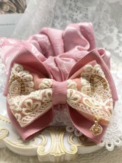 P-7] インド刺繍リボン付きシュシュ - メルカリ