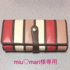 miu♡mari様専用 クレリア チェリープラム 長財布のサムネイル
