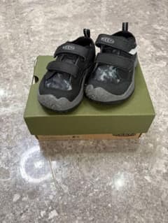 KEEN キッズシューズ　13.5cm 幅広のサムネイル