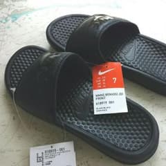 値下げ早い者勝ち.新品NIKEベナッシ型番618919-001.24Cmmのサムネイル