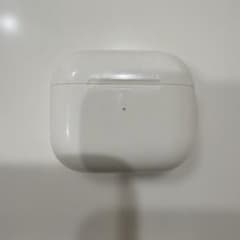 Apple AirPods 3世代充電ケース 本体のサムネイル