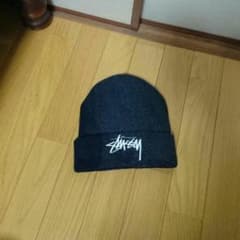 Stussyニット帽  ストゥーシーのサムネイル
