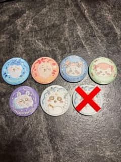 ちいかわ 刺繍缶バッジビスケット2のサムネイル