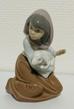 【美品】LLADROリアドロ『仔羊を抱いた女性』5484 美品】LLADROリアドロ『仔羊を抱いた女性』5484 - メルカリ