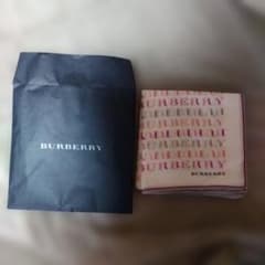 BURBERRY ハンカチ ロゴデザインのサムネイル