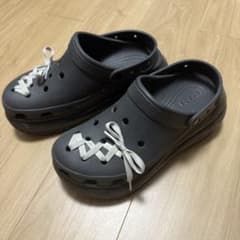 crocs メガクラッシュ 黒 27cmのサムネイル
