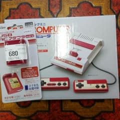 ニンテンドークラシックミニ　充電器付き　ファミコンミニのサムネイル