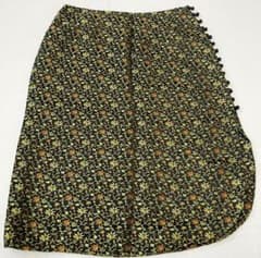【美品】ピーエス ポールスミス 膝丈スカート 花柄刺繍 シルク混　サイズ40のサムネイル