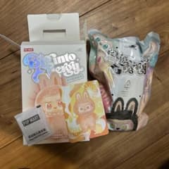 POP MART Big Into Energy ぬいぐるみのサムネイル