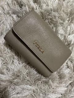 FURLA折財布のサムネイル