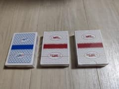 ポーカー大会専用WPT プラスチックトランプ 防水（赤2個・青1個