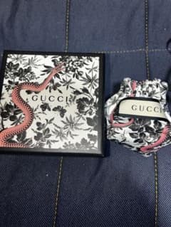 GUCCI ギフトボックス 巾着袋 セットのサムネイル