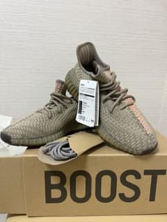 新品 YEEZY BOOST 350 V2 / SAND TAUPEのサムネイル