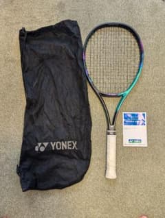 YONEX テニスラケット ブイコアプロ100　G2のサムネイル