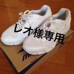 新品 ミズノ スニーカーのサムネイル