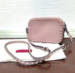 valentinoロックスタッズショルダーバッグのサムネイル