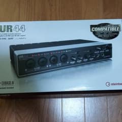 UR44 Steinbergのサムネイル