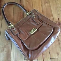 COACH レザートートバック お値下げしました。のサムネイル