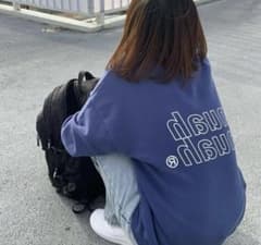 【muahmuah】トレーナー スウェット 青のサムネイル