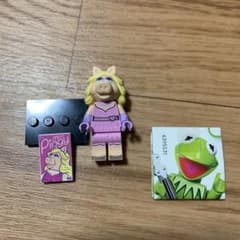 レゴ ミニフィギュア ザ・マペッツ 71033  Miss Piggyのサムネイル