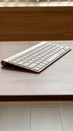 APPLE WIRELESS KEYBOARD (US)のサムネイル