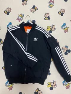 adidas ダウンジャケット　MA-1のサムネイル