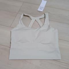 alo yoga スポーツブラ Mサイズのサムネイル
