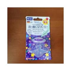 出っ歯になりにくい光るおしゃぶりのサムネイル