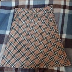 美品♪バーバリーブルーレーベルスカートのサムネイル