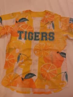 阪神タイガース ユニフォームのサムネイル