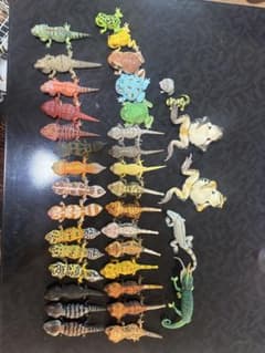 爬虫類 両生類 ミニチュアフィギュア 大量セットのサムネイル