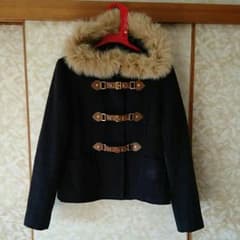 美品  アンゴラミニカルゼビットフードジャケットのサムネイル