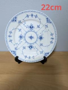 ROYAL COPENHAGEN ブルーフルーテッドハーフレースプレートのサムネイル